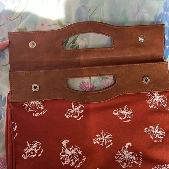 Vintage Hawaii Clutch Purse - Picture 4 of 11